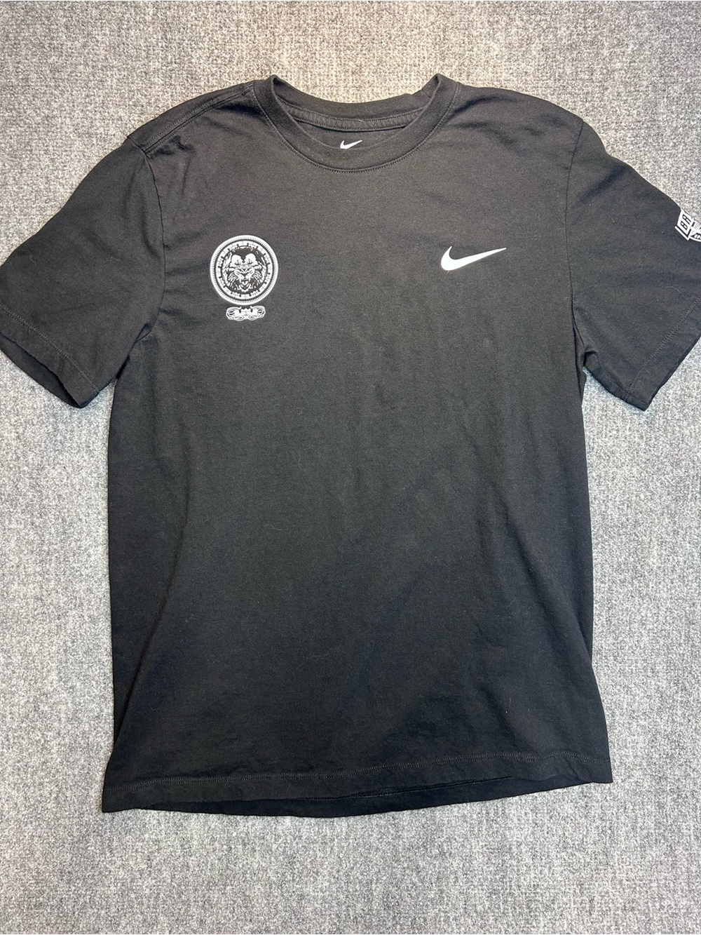 Nike LeBron James Chosen 1’s HOF Tshirt Size Medium